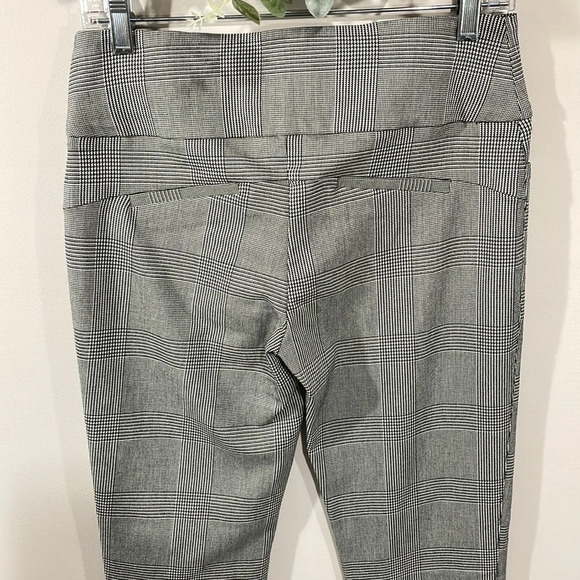 NWOT Apt. 9 Pull On Stretch Ankle Pants Black White Plain S - Picture 7 of 16